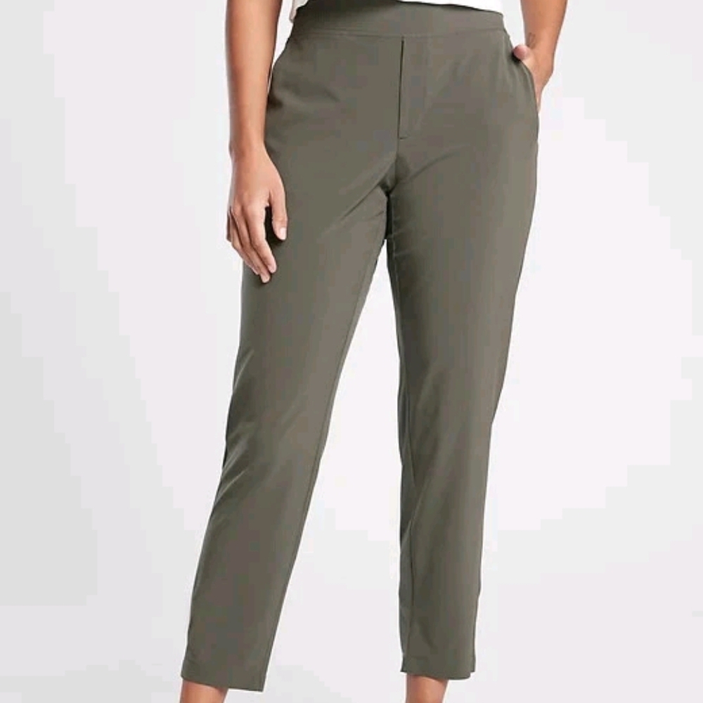 NWT-ATHLETA BROOKLYN ANKLE PANTS